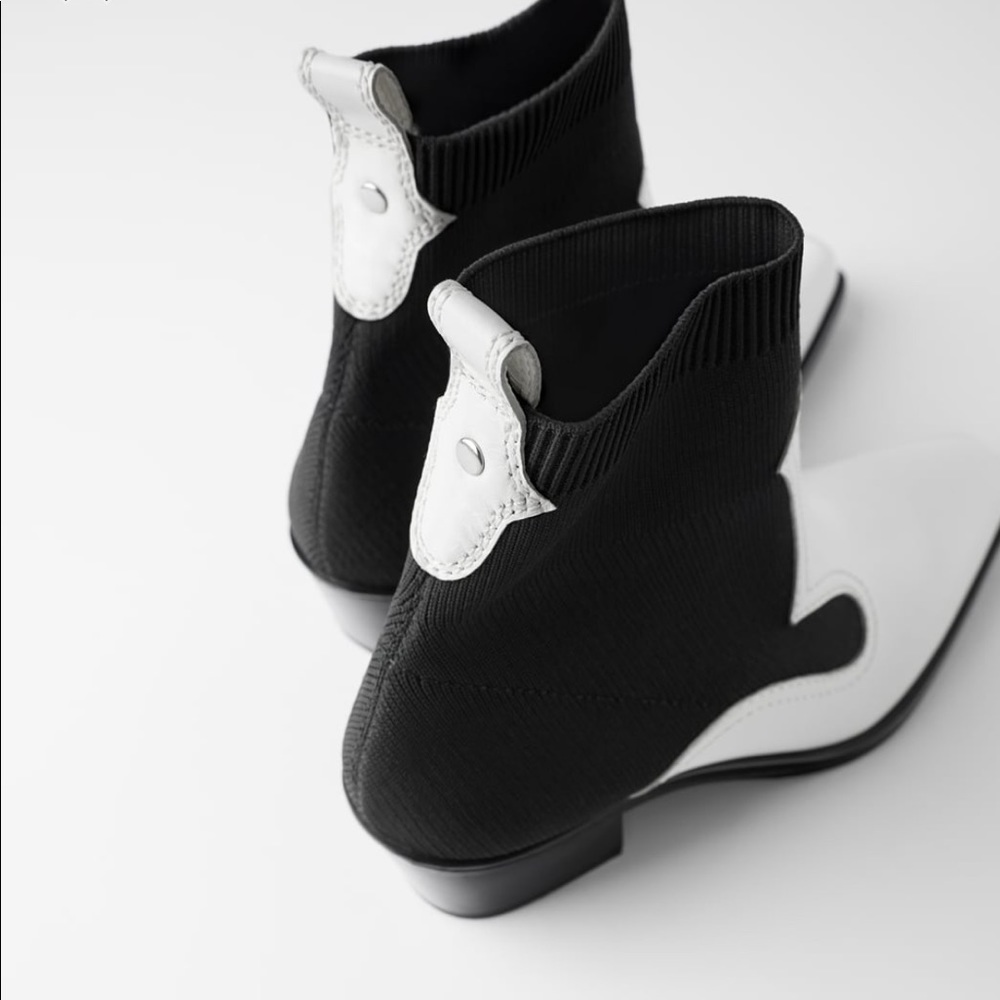 ZARA BNWT Contrasting Stretch Ankle Boots - Picture 4 of 8